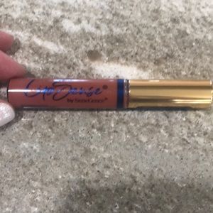 SeneGence LipSense moisturizing lip gloss
